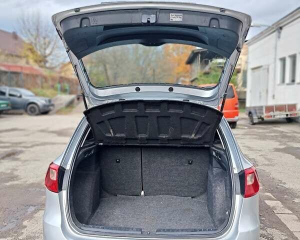 Сірий Сеат Ibiza, об'ємом двигуна 1.2 л та пробігом 297 тис. км за 5400 $, фото 4 на Automoto.ua