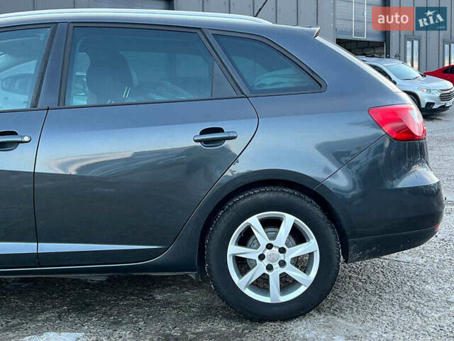 Сірий Сеат Ibiza, об'ємом двигуна 1.2 л та пробігом 210 тис. км за 6180 $, фото 4 на Automoto.ua