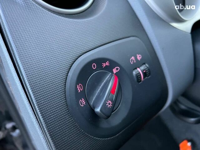 Серый Сеат Ибица, объемом двигателя 1.2 л и пробегом 210 тыс. км за 6180 $, фото 19 на Automoto.ua