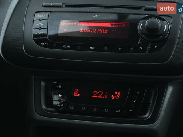 Серый Сеат Ибица, объемом двигателя 1.6 л и пробегом 176 тыс. км за 6999 $, фото 30 на Automoto.ua