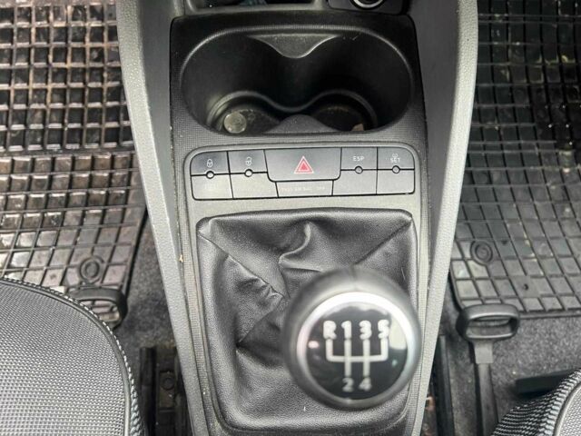 Сірий Сеат Ibiza, об'ємом двигуна 1.2 л та пробігом 289 тис. км за 4590 $, фото 23 на Automoto.ua