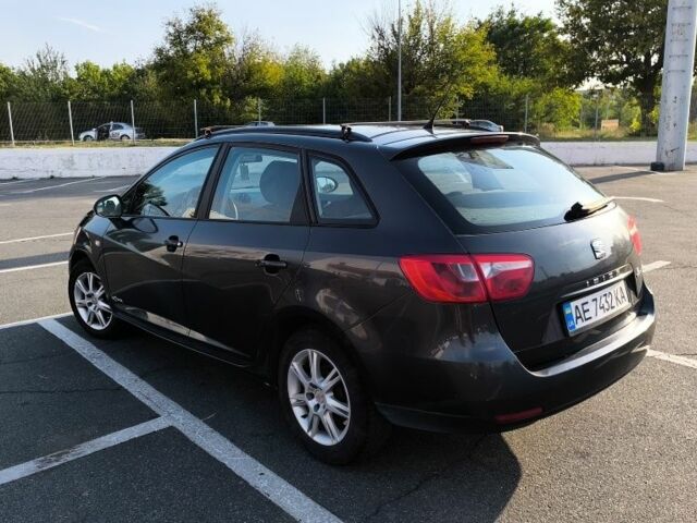 Сірий Сеат Ibiza, об'ємом двигуна 1.2 л та пробігом 240 тис. км за 8199 $, фото 2 на Automoto.ua