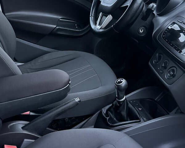 Серый Сеат Ибица, объемом двигателя 1.2 л и пробегом 280 тыс. км за 6300 $, фото 12 на Automoto.ua