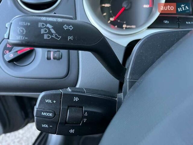 Сірий Сеат Ibiza, об'ємом двигуна 1.2 л та пробігом 210 тис. км за 6180 $, фото 23 на Automoto.ua