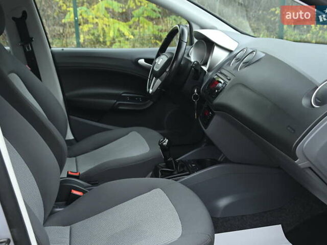 Серый Сеат Ибица, объемом двигателя 1.6 л и пробегом 176 тыс. км за 6999 $, фото 37 на Automoto.ua