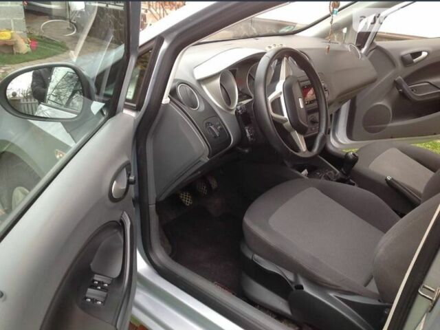 Серый Сеат Ибица, объемом двигателя 1.2 л и пробегом 184 тыс. км за 4900 $, фото 7 на Automoto.ua