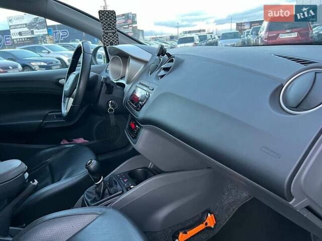 Сірий Сеат Ibiza, об'ємом двигуна 1.2 л та пробігом 210 тис. км за 6180 $, фото 37 на Automoto.ua