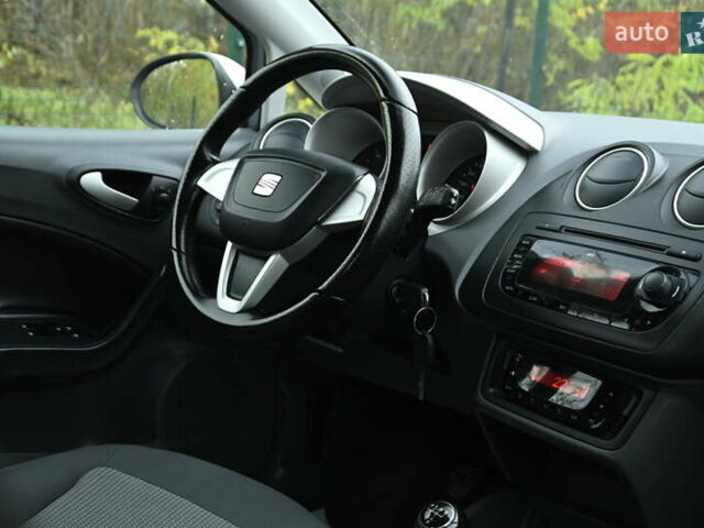 Серый Сеат Ибица, объемом двигателя 1.6 л и пробегом 176 тыс. км за 6999 $, фото 34 на Automoto.ua