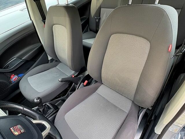 Сірий Сеат Ibiza, об'ємом двигуна 1.4 л та пробігом 19 тис. км за 5400 $, фото 9 на Automoto.ua