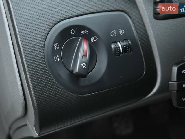 Серый Сеат Ибица, объемом двигателя 1.6 л и пробегом 176 тыс. км за 6999 $, фото 19 на Automoto.ua