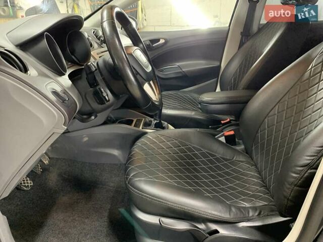 Серый Сеат Ибица, объемом двигателя 1.2 л и пробегом 274 тыс. км за 5000 $, фото 19 на Automoto.ua