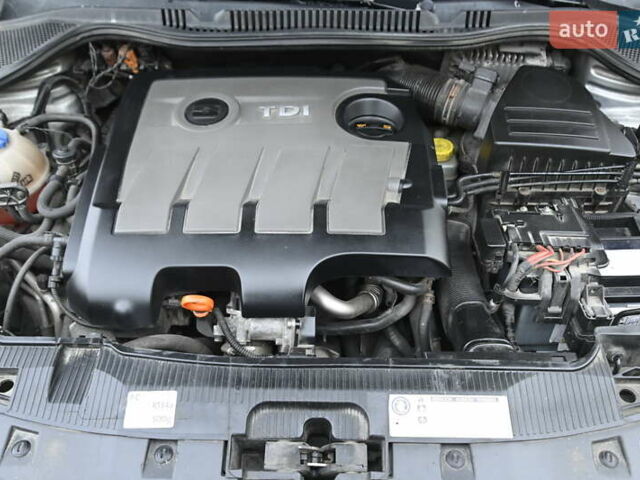 Серый Сеат Ибица, объемом двигателя 1.6 л и пробегом 176 тыс. км за 6999 $, фото 40 на Automoto.ua