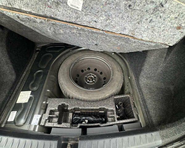 Серый Сеат Ибица, объемом двигателя 1.2 л и пробегом 136 тыс. км за 7700 $, фото 6 на Automoto.ua