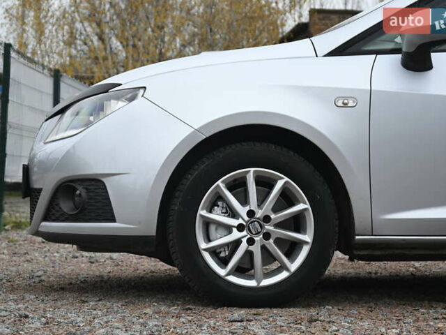 Серый Сеат Ибица, объемом двигателя 1.6 л и пробегом 176 тыс. км за 6999 $, фото 4 на Automoto.ua