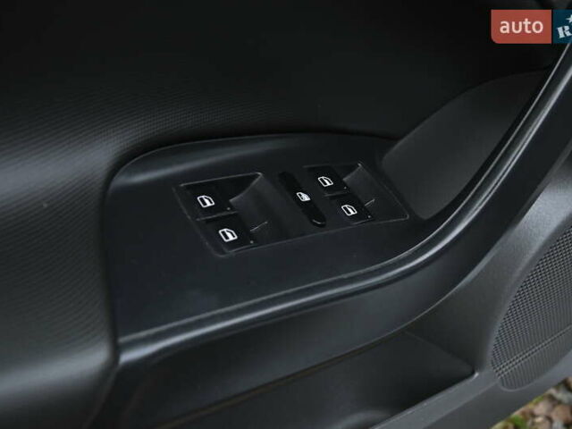 Серый Сеат Ибица, объемом двигателя 1.6 л и пробегом 176 тыс. км за 6999 $, фото 17 на Automoto.ua