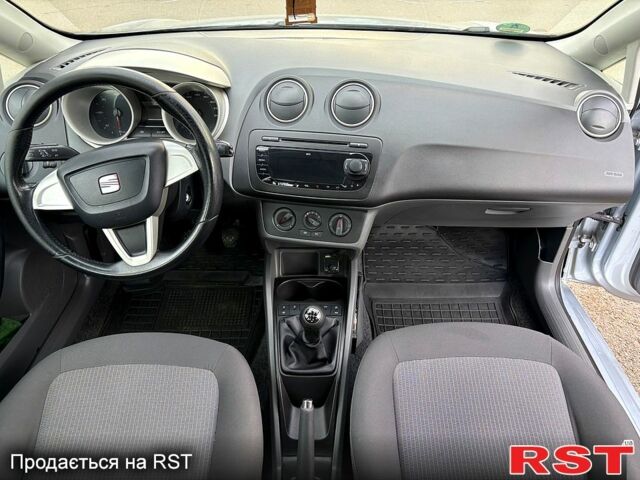 Сірий Сеат Ibiza, об'ємом двигуна 1.4 л та пробігом 19 тис. км за 5400 $, фото 7 на Automoto.ua