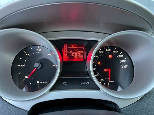 Серый Сеат Ибица, объемом двигателя 1.2 л и пробегом 210 тыс. км за 6180 $, фото 20 на Automoto.ua