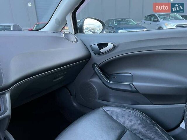 Сірий Сеат Ibiza, об'ємом двигуна 1.2 л та пробігом 210 тис. км за 6180 $, фото 29 на Automoto.ua