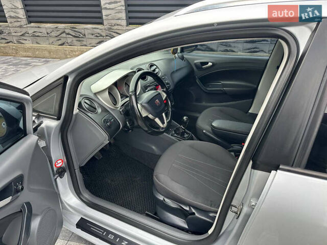 Сірий Сеат Ibiza, об'ємом двигуна 1.2 л та пробігом 227 тис. км за 5800 $, фото 21 на Automoto.ua