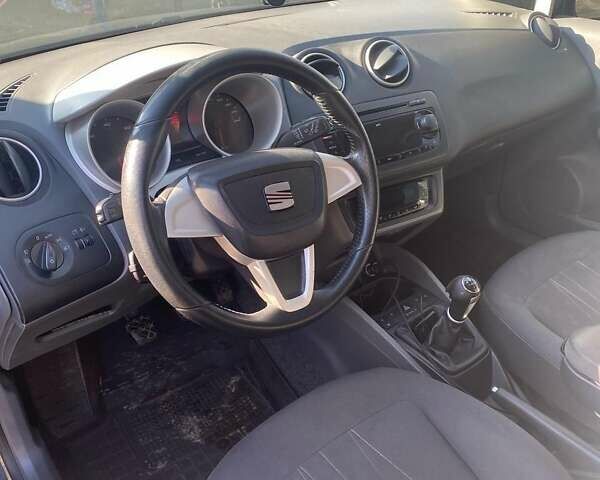 Сірий Сеат Ibiza, об'ємом двигуна 1.2 л та пробігом 240 тис. км за 5199 $, фото 3 на Automoto.ua