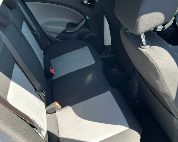 Сірий Сеат Ibiza, об'ємом двигуна 1.2 л та пробігом 240 тис. км за 5999 $, фото 32 на Automoto.ua