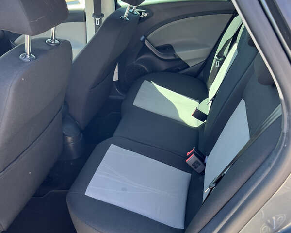 Сірий Сеат Ibiza, об'ємом двигуна 1.2 л та пробігом 240 тис. км за 5999 $, фото 30 на Automoto.ua