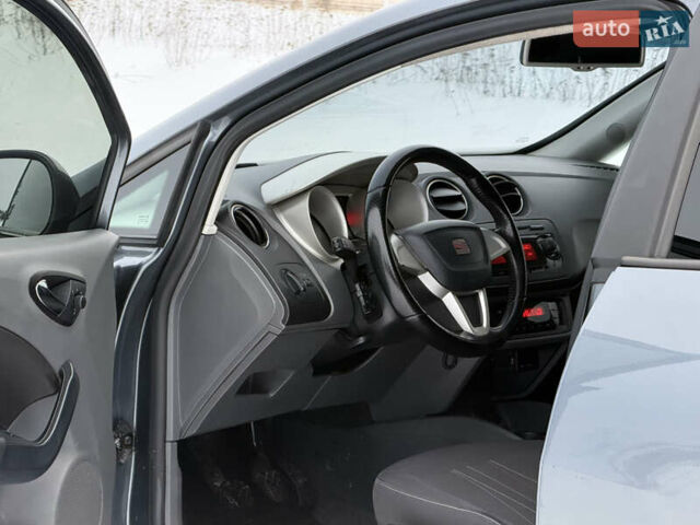 Сірий Сеат Ibiza, об'ємом двигуна 1.2 л та пробігом 280 тис. км за 4900 $, фото 9 на Automoto.ua