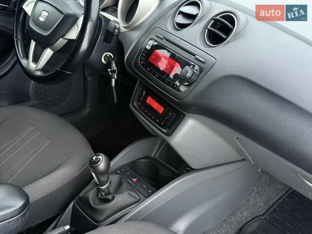 Сірий Сеат Ibiza, об'ємом двигуна 1.2 л та пробігом 280 тис. км за 4900 $, фото 16 на Automoto.ua