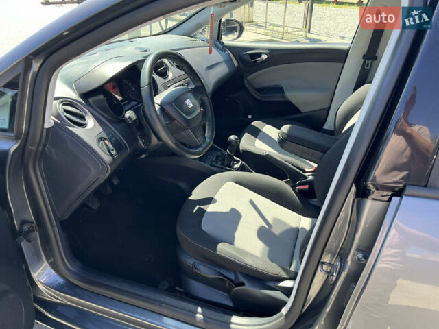 Сірий Сеат Ibiza, об'ємом двигуна 1.2 л та пробігом 240 тис. км за 5999 $, фото 20 на Automoto.ua