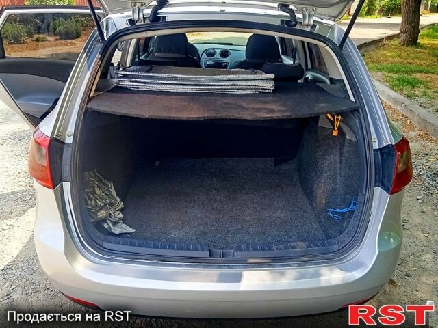 Сірий Сеат Ibiza, об'ємом двигуна 1.2 л та пробігом 181 тис. км за 5900 $, фото 2 на Automoto.ua