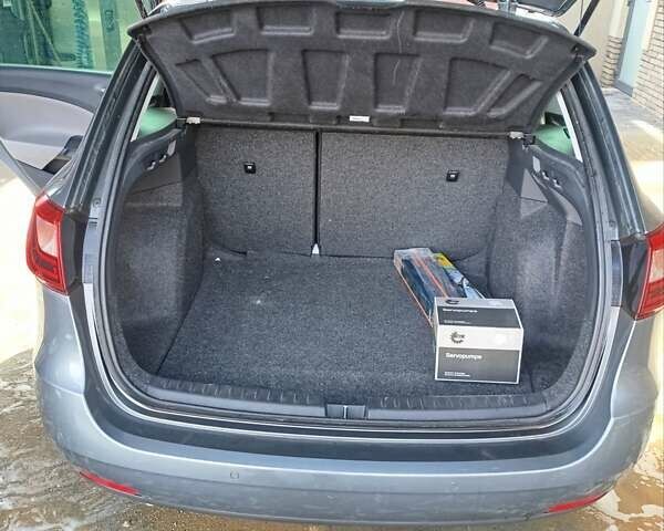 Серый Сеат Ибица, объемом двигателя 1.2 л и пробегом 180 тыс. км за 6599 $, фото 9 на Automoto.ua