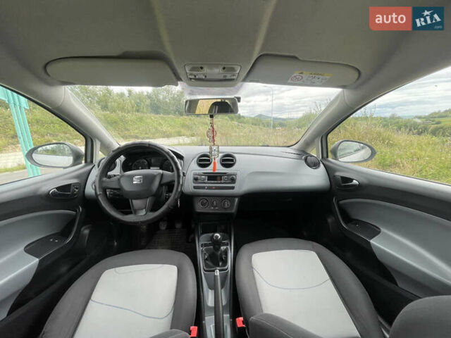 Сірий Сеат Ibiza, об'ємом двигуна 1.2 л та пробігом 250 тис. км за 6200 $, фото 5 на Automoto.ua