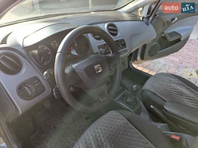 Сеат Ibiza 2015 у Харкові на Automoto.ua Сірий Сеат Ibiza, об'ємом двигуна 1.6 л та пробігом 178 тис. км за 8200 $, фото 16 на Automoto.ua