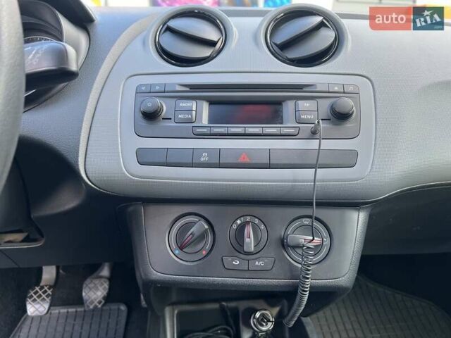 Сірий Сеат Ibiza, об'ємом двигуна 1.2 л та пробігом 186 тис. км за 6350 $, фото 13 на Automoto.ua
