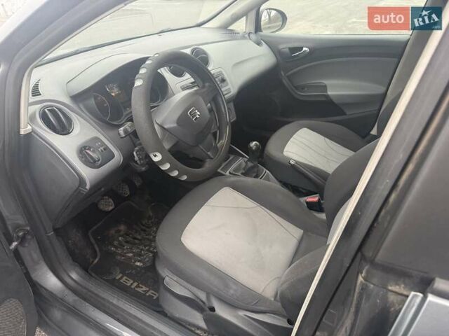Серый Сеат Ибица, объемом двигателя 1.6 л и пробегом 292 тыс. км за 6700 $, фото 10 на Automoto.ua