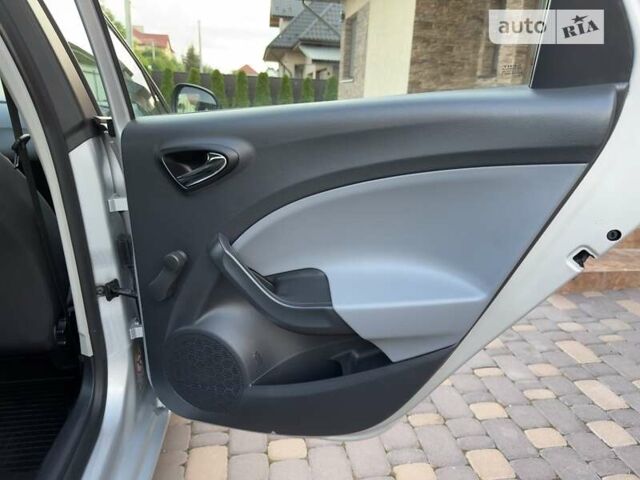 Сірий Сеат Ibiza, об'ємом двигуна 1.2 л та пробігом 178 тис. км за 6999 $, фото 44 на Automoto.ua