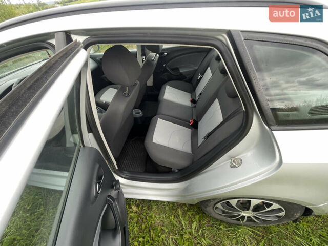 Сірий Сеат Ibiza, об'ємом двигуна 1.2 л та пробігом 250 тис. км за 6200 $, фото 13 на Automoto.ua