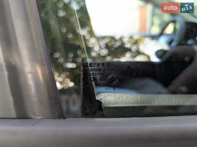 Сеат Ibiza 2015 у Харкові на Automoto.ua Сірий Сеат Ibiza, об'ємом двигуна 1.6 л та пробігом 178 тис. км за 8200 $, фото 17 на Automoto.ua