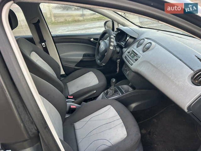 Серый Сеат Ибица, объемом двигателя 1.6 л и пробегом 293 тыс. км за 6700 $, фото 8 на Automoto.ua