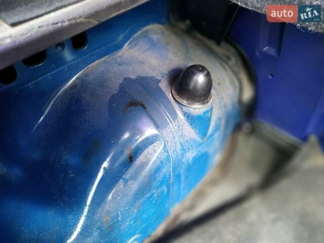 Синій Сеат Ibiza, об'ємом двигуна 1.2 л та пробігом 243 тис. км за 1250 $, фото 10 на Automoto.ua