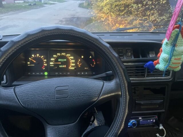 Синій Сеат Ibiza, об'ємом двигуна 1.2 л та пробігом 280 тис. км за 750 $, фото 5 на Automoto.ua