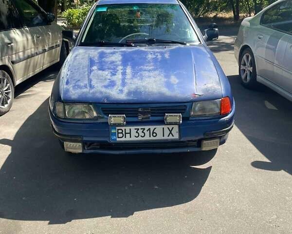 Синий Сеат Ибица, объемом двигателя 1.4 л и пробегом 300 тыс. км за 750 $, фото 5 на Automoto.ua