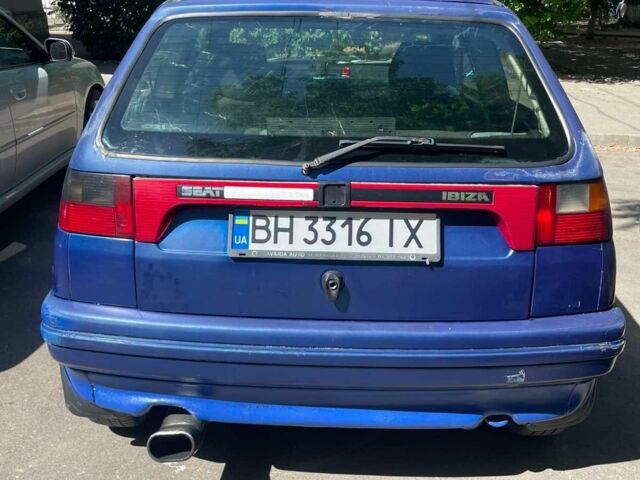 Синий Сеат Ибица, объемом двигателя 1.4 л и пробегом 300 тыс. км за 750 $, фото 1 на Automoto.ua