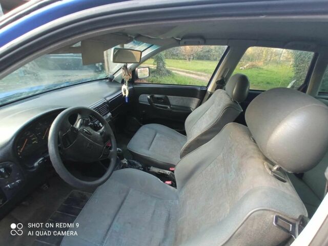 Синий Сеат Ибица, объемом двигателя 1 л и пробегом 350 тыс. км за 688 $, фото 3 на Automoto.ua