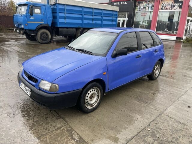 Синий Сеат Ибица, объемом двигателя 1.4 л и пробегом 200 тыс. км за 750 $, фото 2 на Automoto.ua