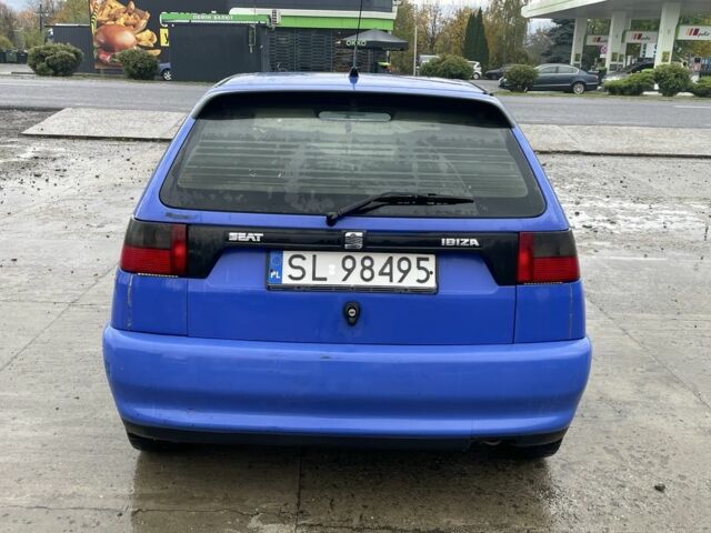 Синий Сеат Ибица, объемом двигателя 1.4 л и пробегом 200 тыс. км за 750 $, фото 3 на Automoto.ua