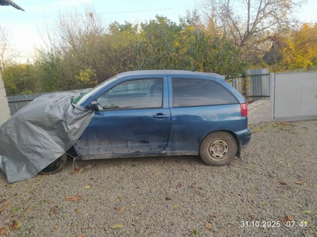 Синий Сеат Ибица, объемом двигателя 1.4 л и пробегом 2 тыс. км за 501 $, фото 3 на Automoto.ua