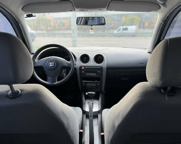 Синий Сеат Ибица, объемом двигателя 1.4 л и пробегом 180 тыс. км за 3999 $, фото 9 на Automoto.ua