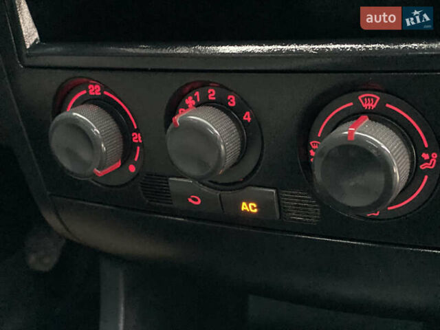 Синий Сеат Ибица, объемом двигателя 1.4 л и пробегом 189 тыс. км за 2999 $, фото 36 на Automoto.ua