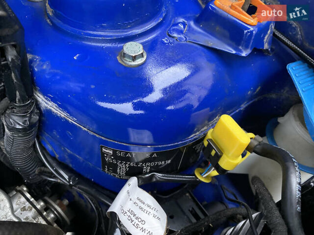Синий Сеат Ибица, объемом двигателя 1.4 л и пробегом 189 тыс. км за 2999 $, фото 52 на Automoto.ua